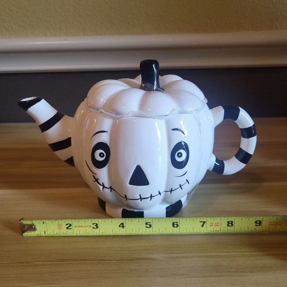Little Village Transpac Shelly Comiskey Halloween Jack O Lantern Teapot NEW